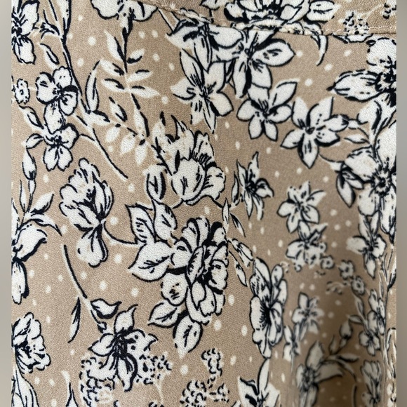 NWT Max Studio Floral Skirt - Picture 6 of 8